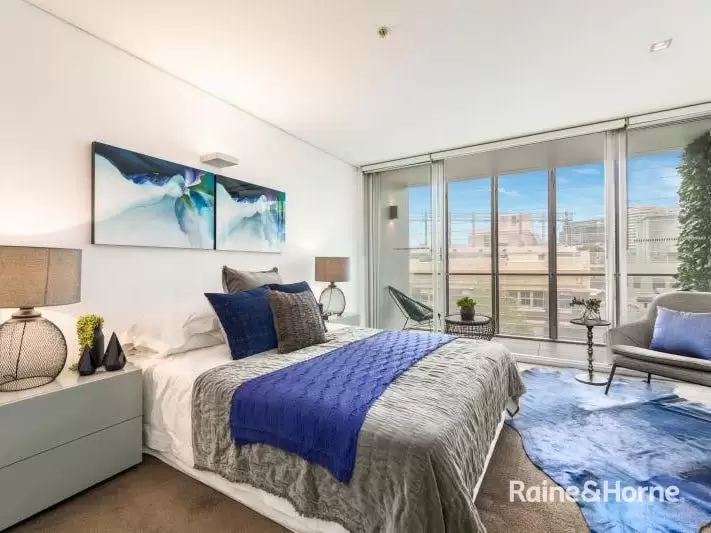20/60-70 William Street, Woolloomooloo Leased by Raine & Horne Randwick | Coogee | Clovelly