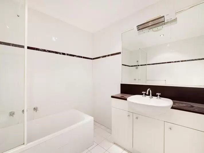 24/425 Malabar Road, Maroubra Leased by Raine & Horne Randwick | Coogee | Clovelly - image 4