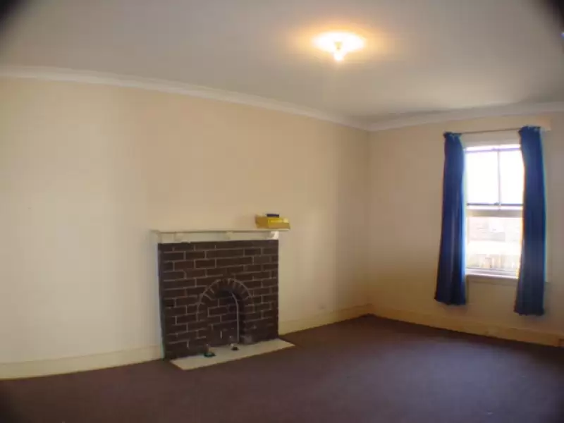 230 Coward Street, Mascot Leased by Raine & Horne Randwick | Coogee | Clovelly