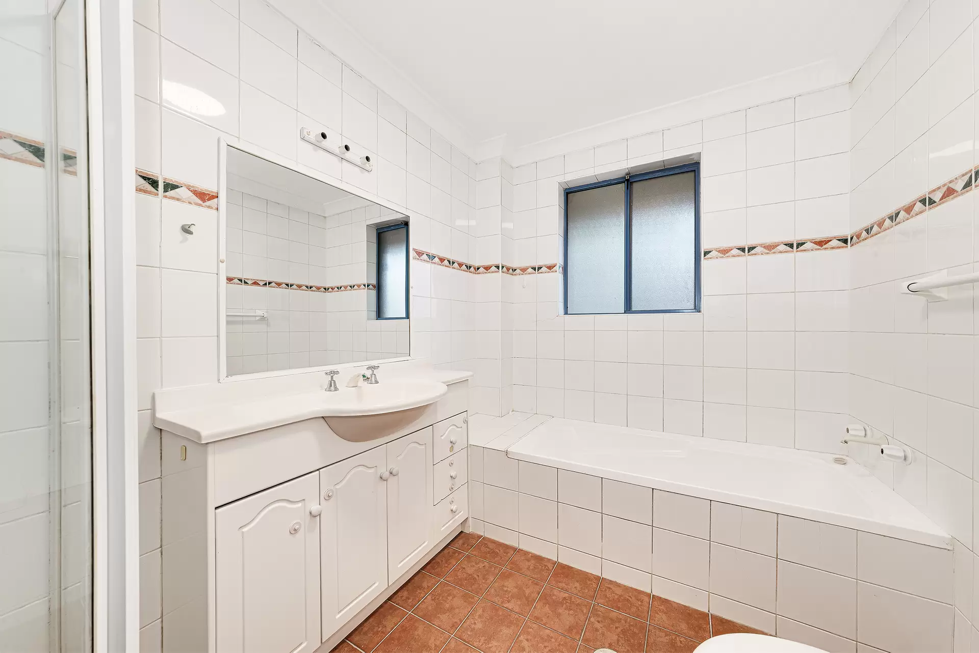 11/42-48 Anzac Parade, Kensington For Lease by Raine & Horne Randwick | Coogee | Clovelly - image 1