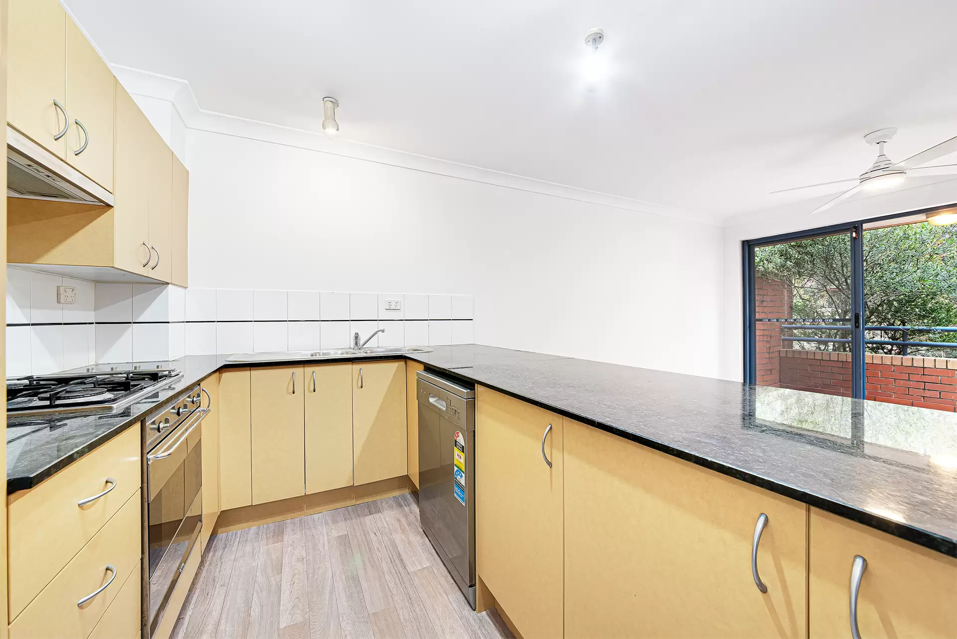 11/42-48 Anzac Parade, Kensington For Lease by Raine & Horne Randwick | Coogee | Clovelly - image 1