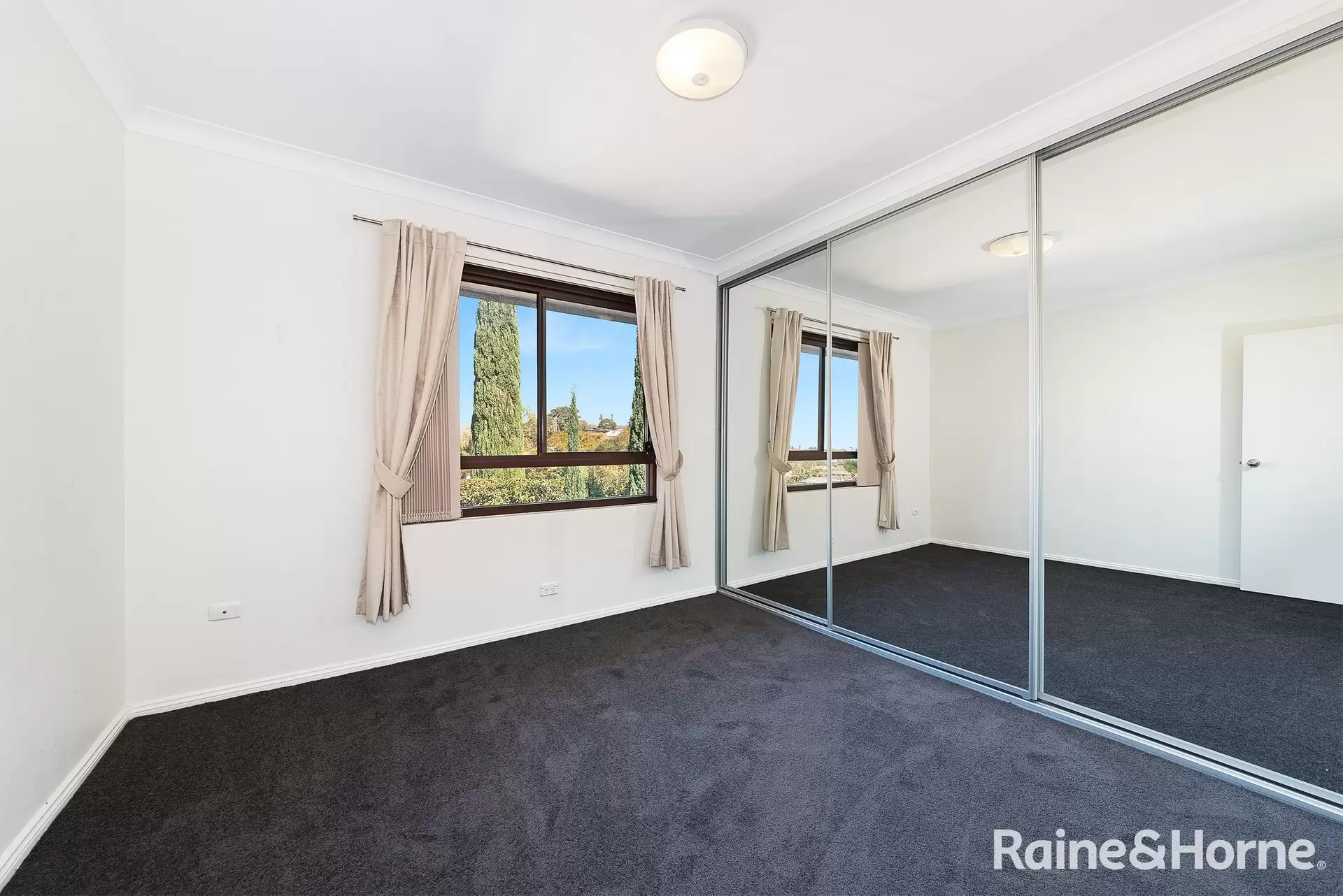 9/3 Pitt Street, Randwick Leased by Raine & Horne Randwick | Coogee | Clovelly - image 1