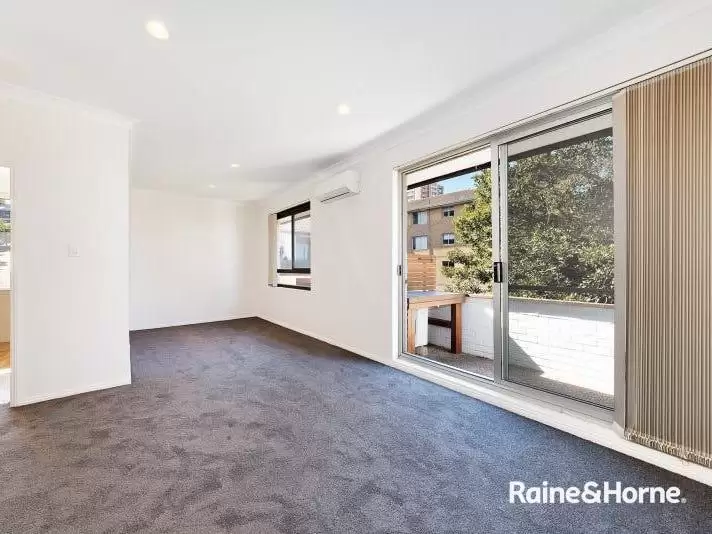 9/3 Pitt Street, Randwick Leased by Raine & Horne Randwick | Coogee | Clovelly - image 2