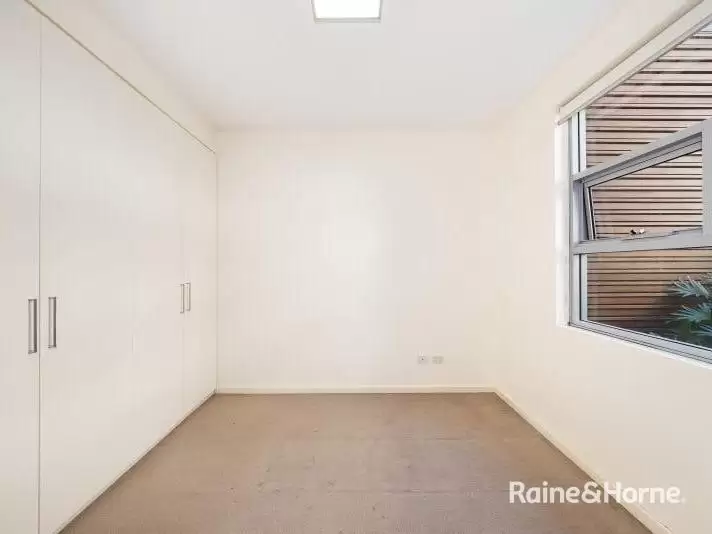 G08/762-768 Elizabeth Street, Waterloo Leased by Raine & Horne Randwick | Coogee | Clovelly - image 3