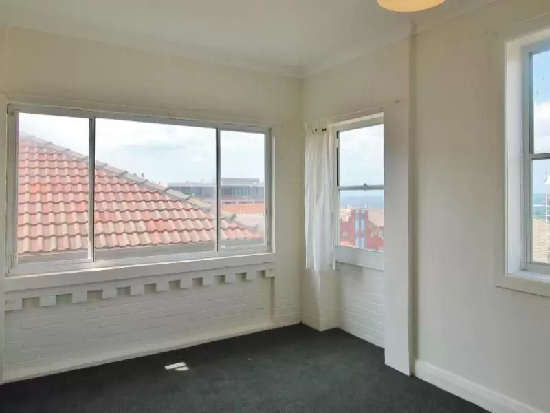 U/58 Ramsgate Avenue, Bondi Leased by Raine & Horne Randwick | Coogee | Clovelly - image 4