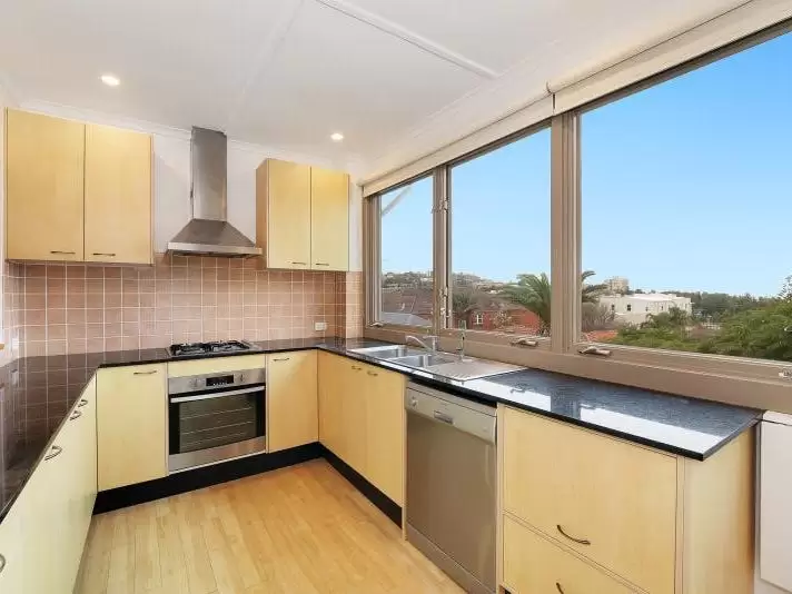 18/89 Mount Street, Coogee Leased by Raine & Horne Randwick | Coogee | Clovelly - image 1
