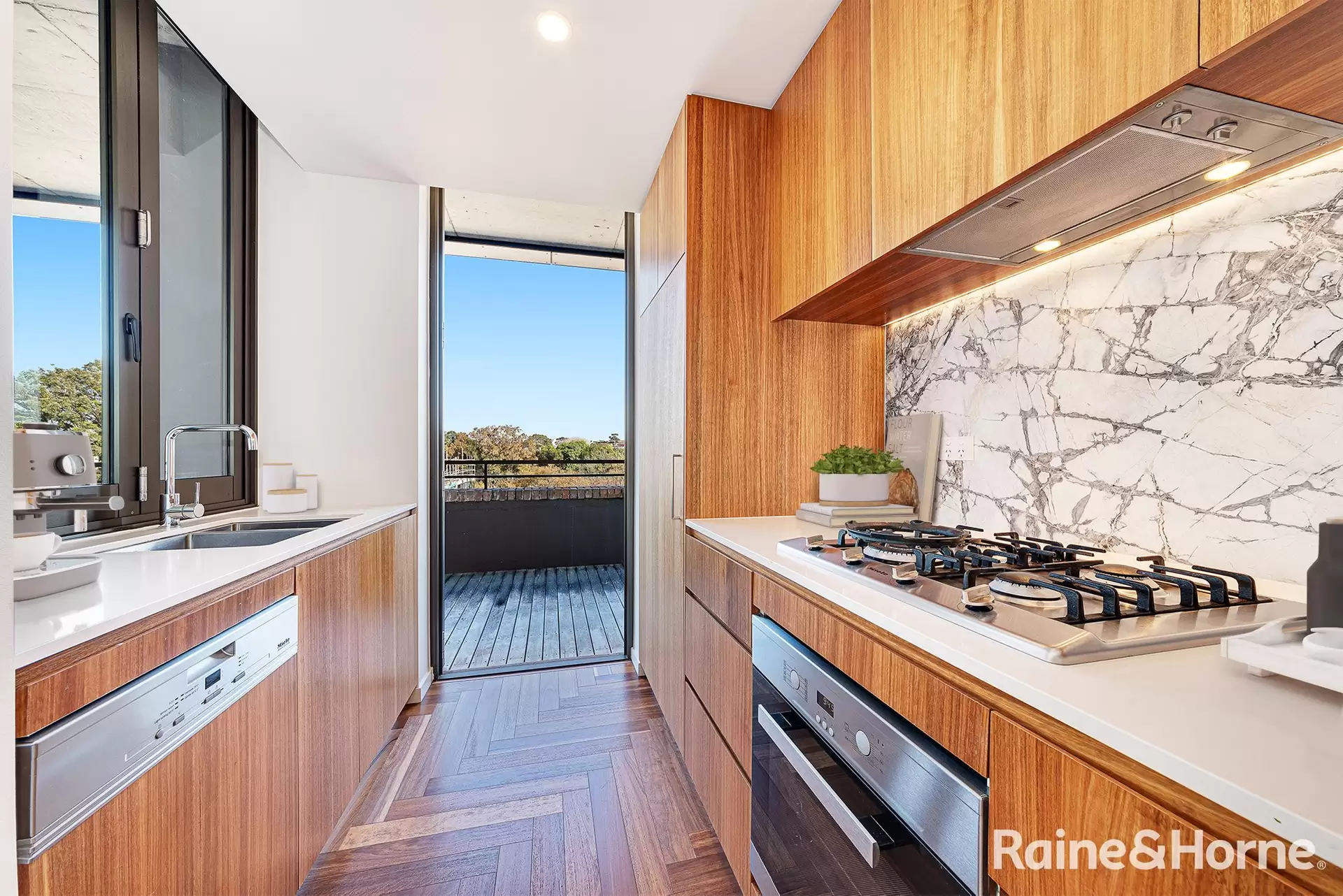 404/75 Macdonald Street, Erskineville Leased by Raine & Horne Randwick | Coogee | Clovelly - image 1