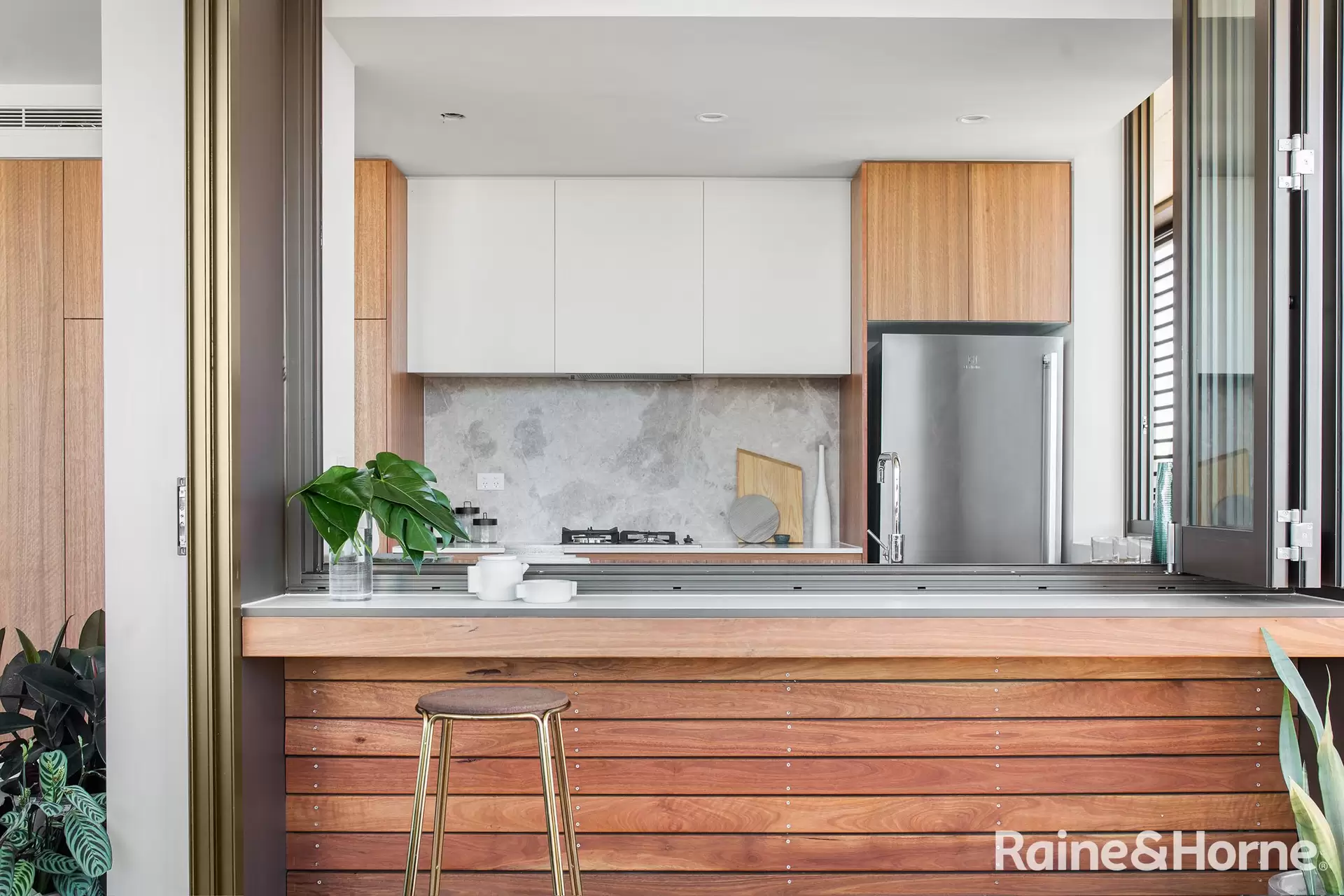 404/75 Macdonald Street, Erskineville Leased by Raine & Horne Randwick | Coogee | Clovelly - image 1