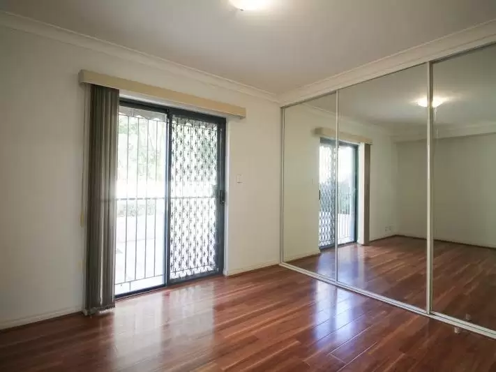 6/48-50 Boronia Street, Kensington Leased by Raine & Horne Randwick | Coogee | Clovelly - image 2