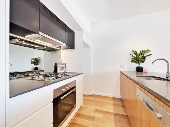 204/150-156 Doncaster Avenue, Kensington Leased by Raine & Horne Randwick | Coogee | Clovelly - image 1