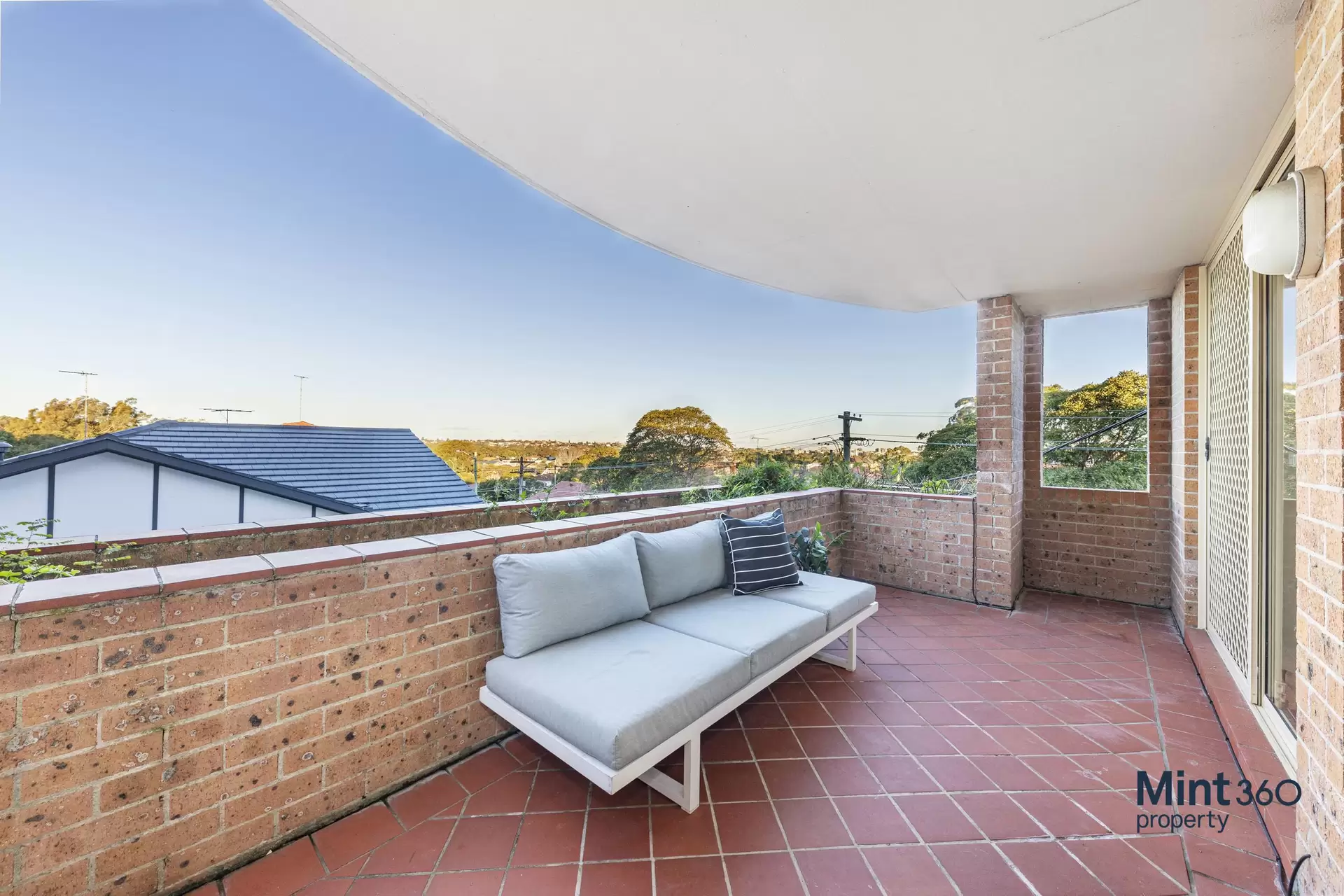 1/62 Rainbow Street, Kingsford Sold by Raine & Horne Randwick | Coogee | Clovelly - image 1