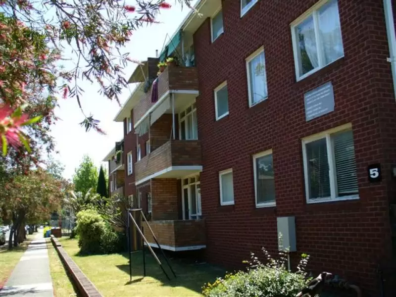 5 Grace Campbell Crescent, Hillsdale Leased by Raine & Horne Randwick | Coogee | Clovelly - image 1