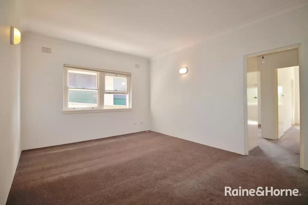 4/11A Kidman Street, Coogee Leased by Raine & Horne Randwick | Coogee | Clovelly