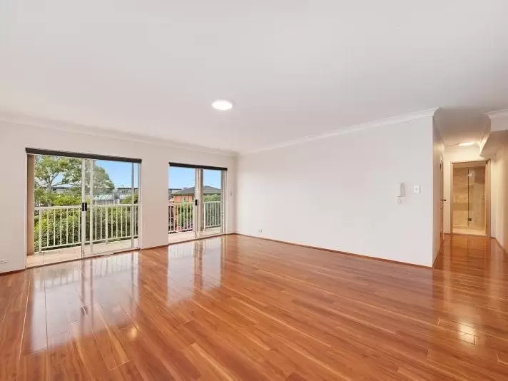 2/28-32 Boronia Street, Kensington Leased by Raine & Horne Randwick | Coogee | Clovelly