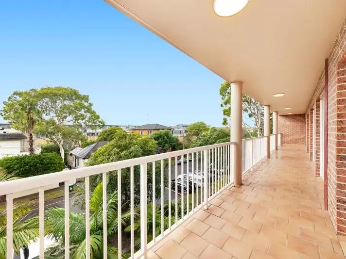 2/28-32 Boronia Street, Kensington Leased by Raine & Horne Randwick | Coogee | Clovelly - image 4