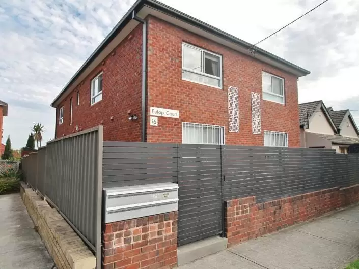 2/16 Greville Street, Clovelly Leased by Raine & Horne Randwick | Coogee | Clovelly - image 5