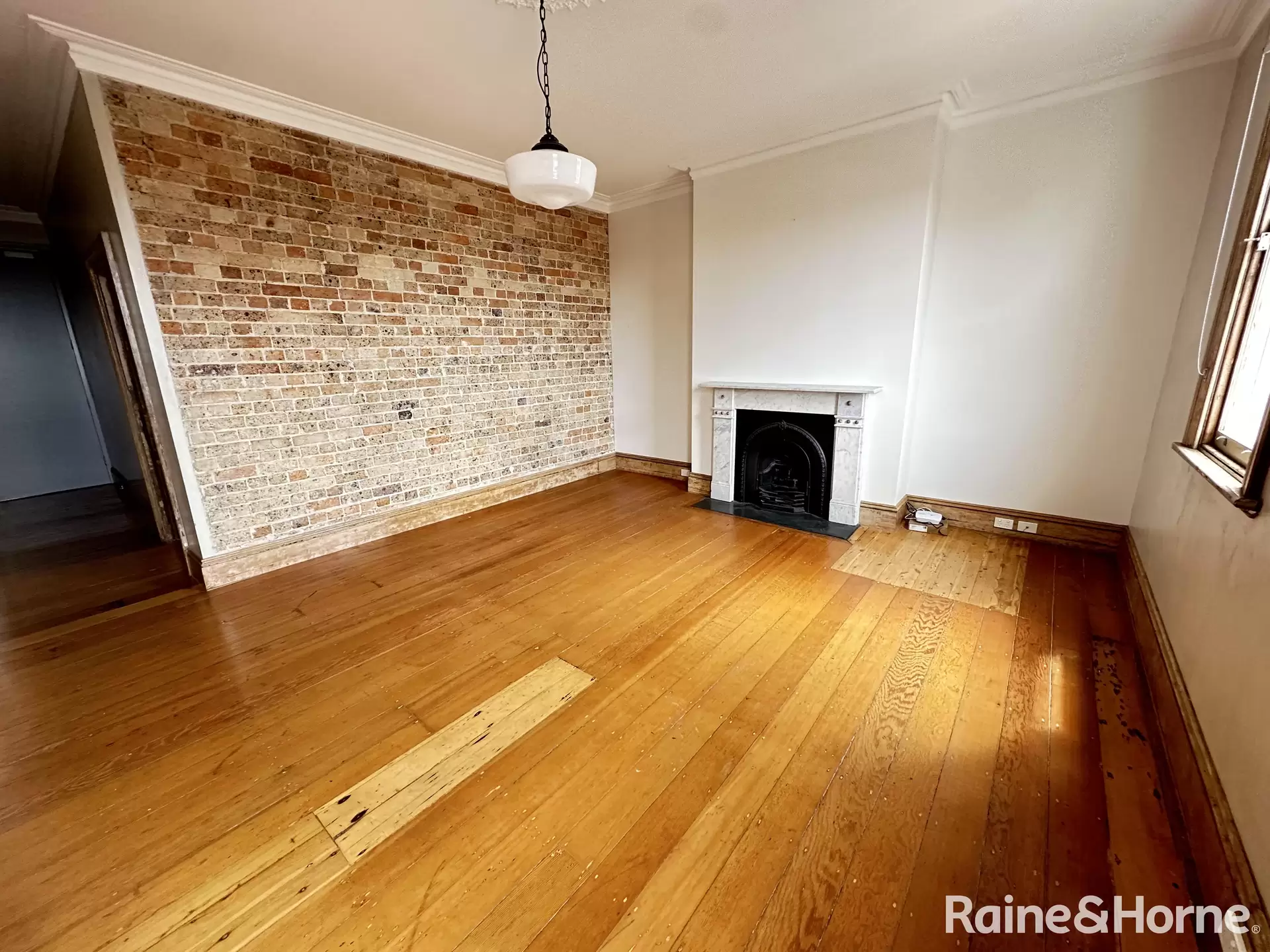 9/152 Avoca Street, Randwick Leased by Raine & Horne Randwick | Coogee | Clovelly - image 1