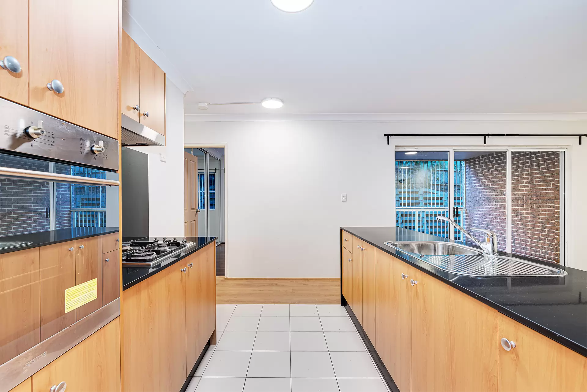 5/28-32 Boronia Street, Kensington Leased by Raine & Horne Randwick | Coogee | Clovelly - image 1
