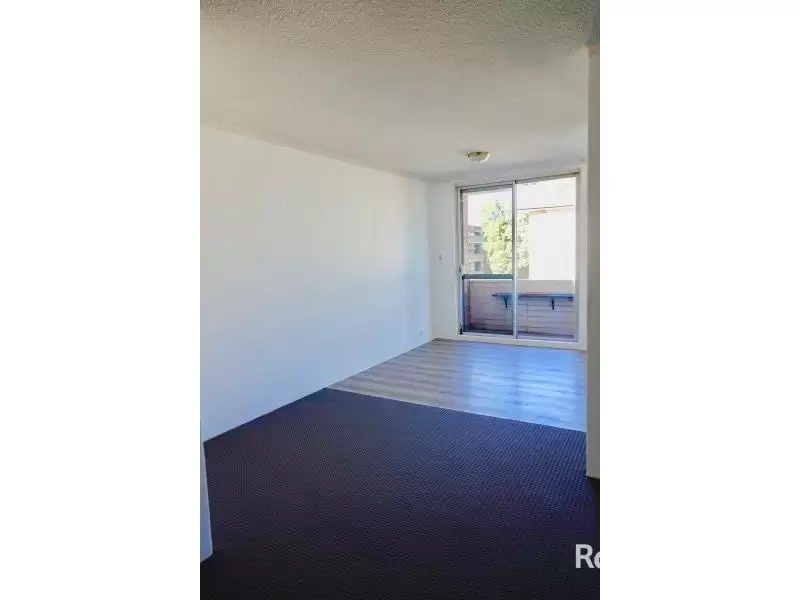 14/16 Grace Campbell Crescent, Hillsdale Leased by Raine & Horne Randwick | Coogee | Clovelly - image 4