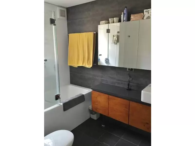 8/226 Rainbow Street, Coogee Leased by Raine & Horne Randwick | Coogee | Clovelly - image 5