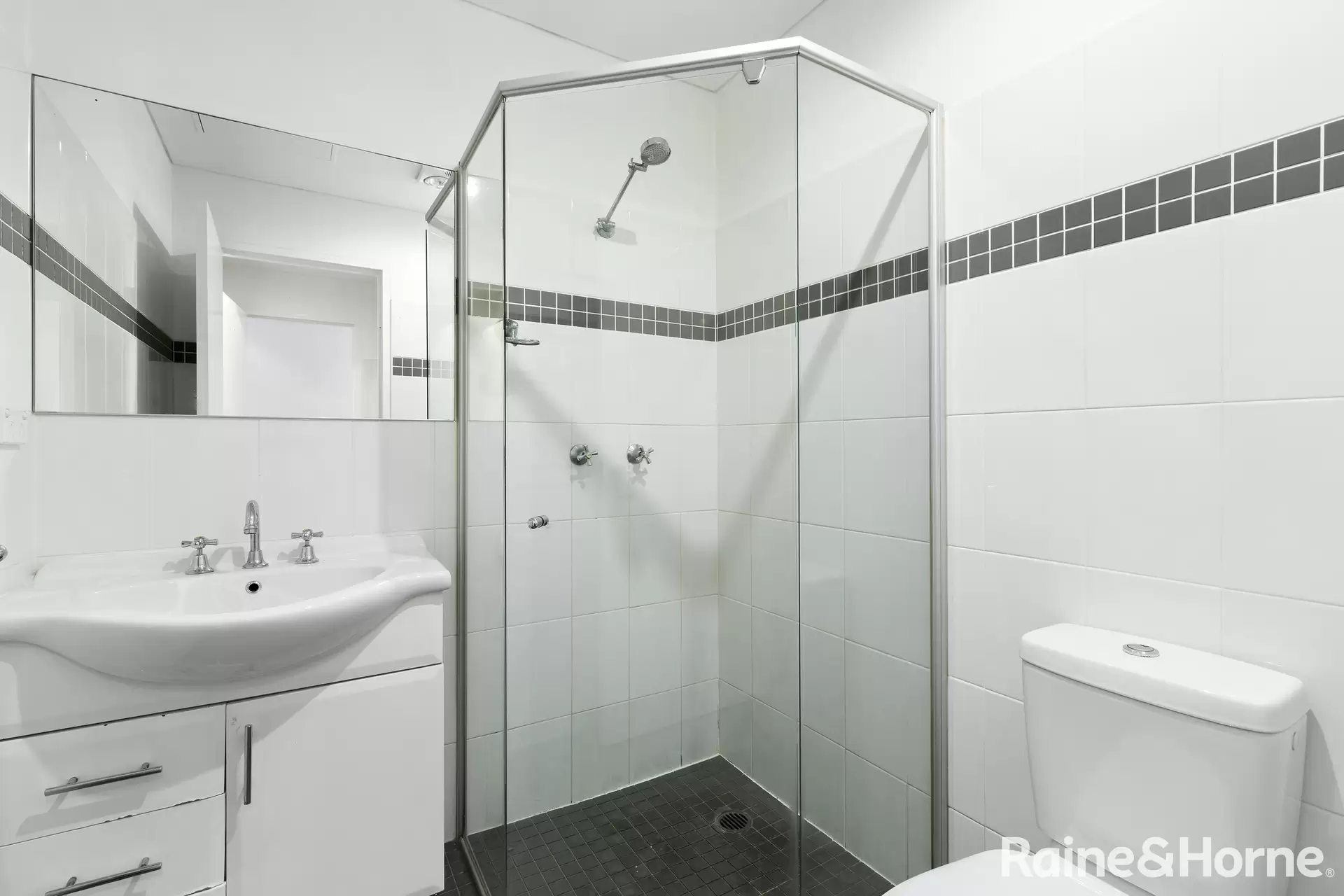 6/34 Avoca Street, Randwick Leased by Raine & Horne Randwick | Coogee | Clovelly - image 1