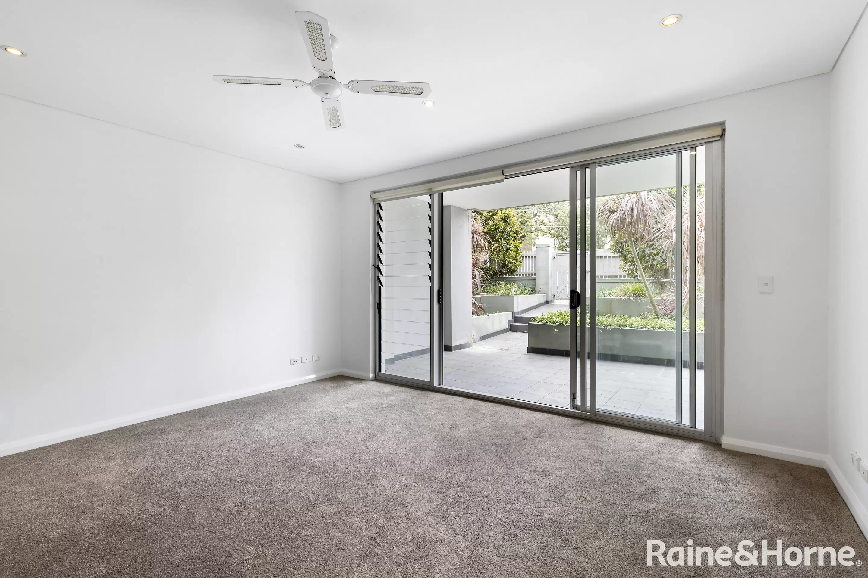 6/34 Avoca Street, Randwick Leased by Raine & Horne Randwick | Coogee | Clovelly - image 1