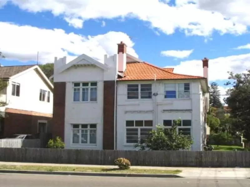 Garage 122 Mount Street, Coogee Leased by Raine & Horne Randwick | Coogee | Clovelly - image 1