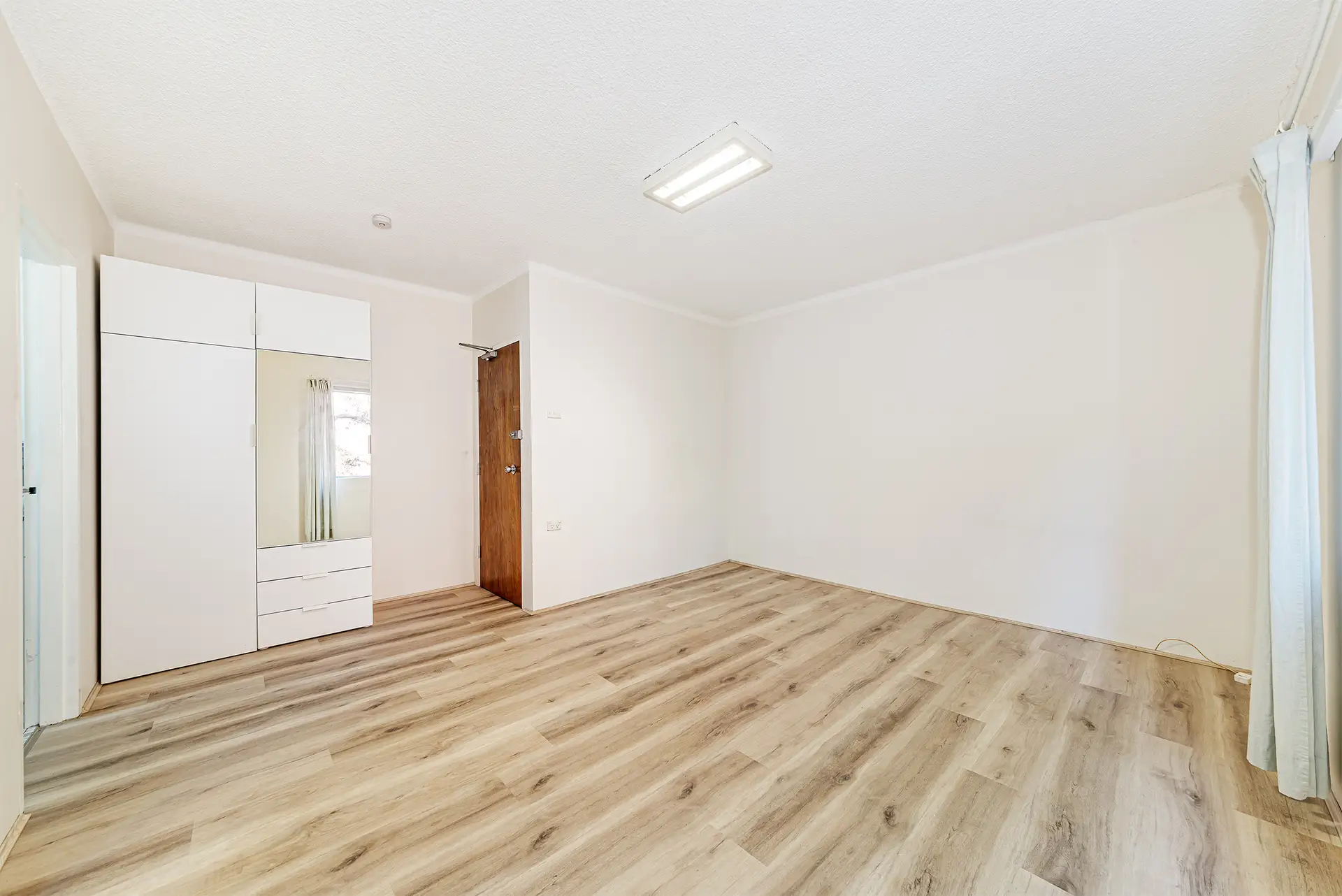 11/8-12 Kent Street, Newtown Leased by Raine & Horne Randwick | Coogee | Clovelly - image 1