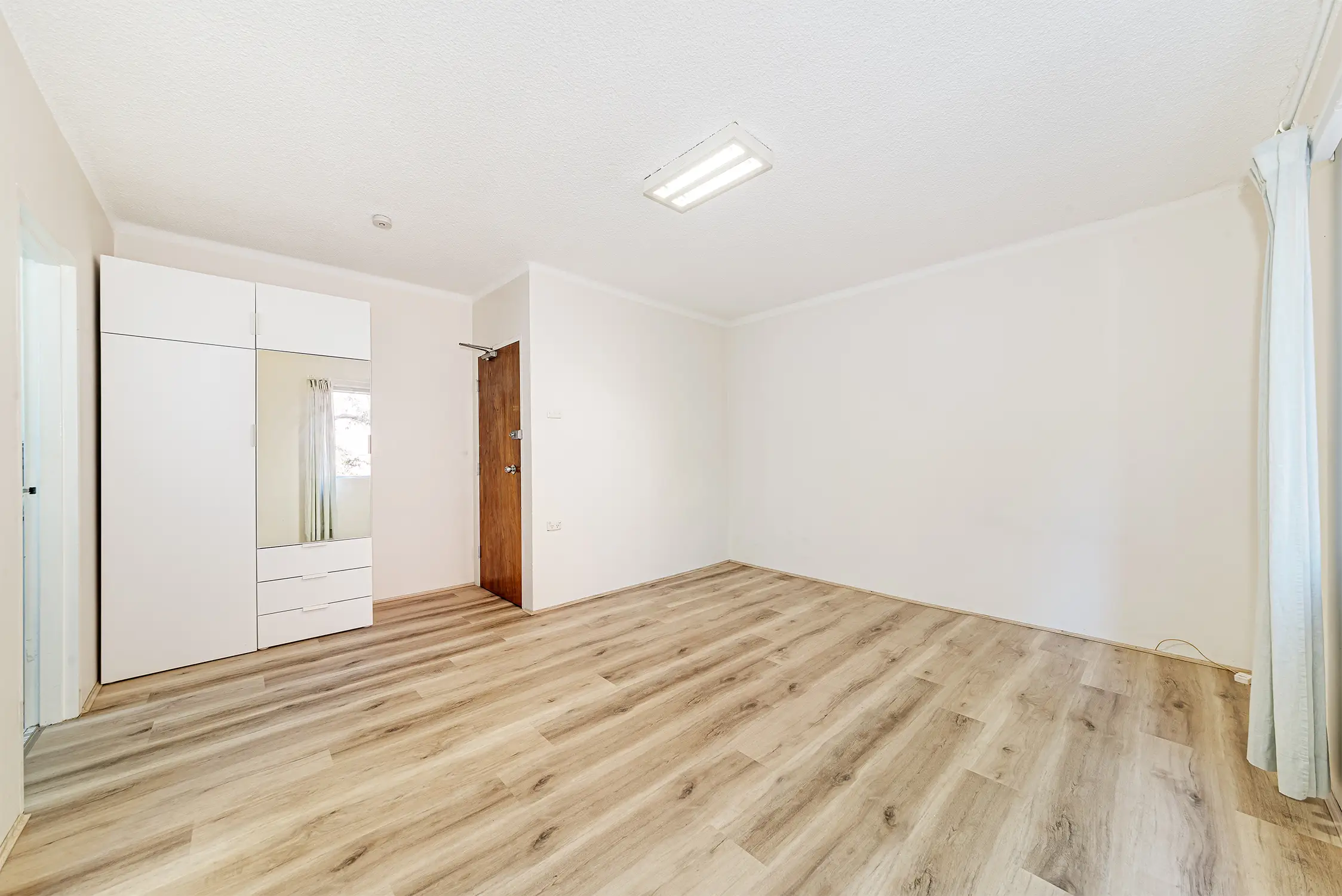 11/8-12 Kent Street, Newtown Leased by Raine & Horne Randwick | Coogee | Clovelly - image 3
