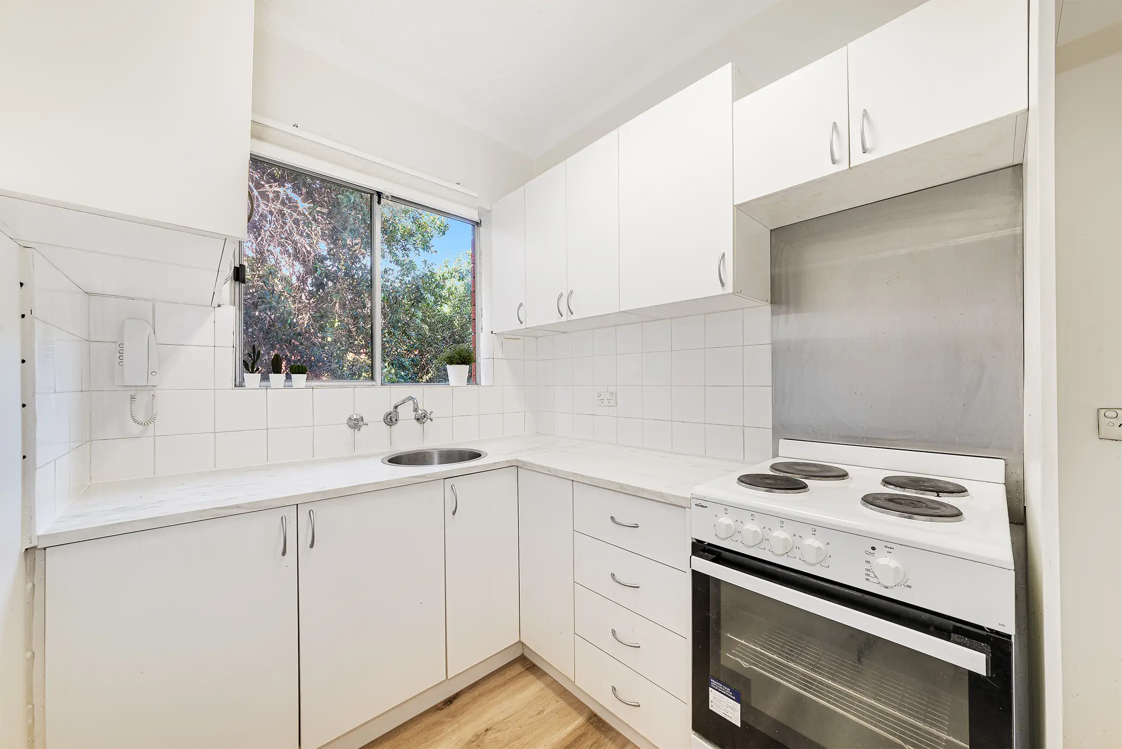 11/8-12 Kent Street, Newtown Leased by Raine & Horne Randwick | Coogee | Clovelly - image 1