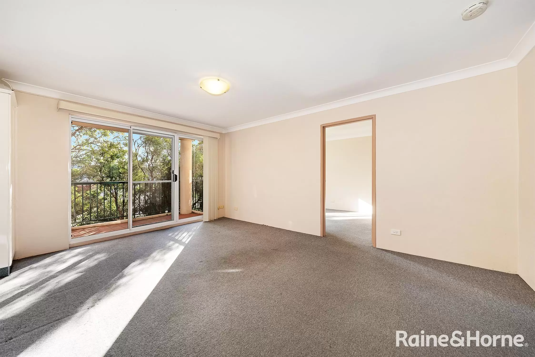6/122 Todman Avenue, Kensington Leased by Raine & Horne Randwick | Coogee | Clovelly - image 1