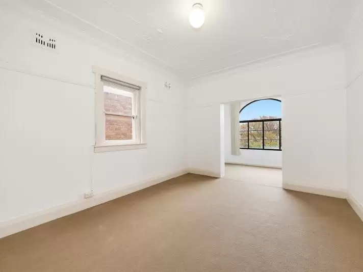 3/12 Dudley Street, Coogee Leased by Raine & Horne Randwick | Coogee | Clovelly - image 1
