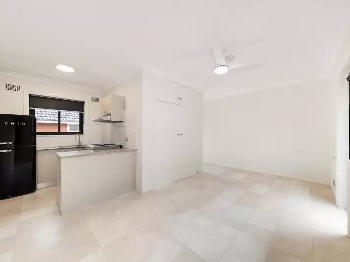 10/2 Houston Road, Kensington Leased by Raine & Horne Randwick | Coogee | Clovelly - image 1