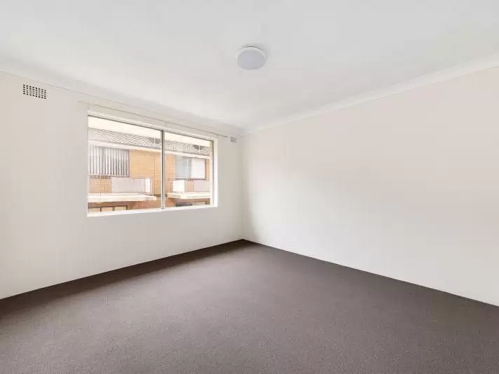 7/25 Bexley Road, Campsie Leased by Raine & Horne Randwick | Coogee | Clovelly - image 3