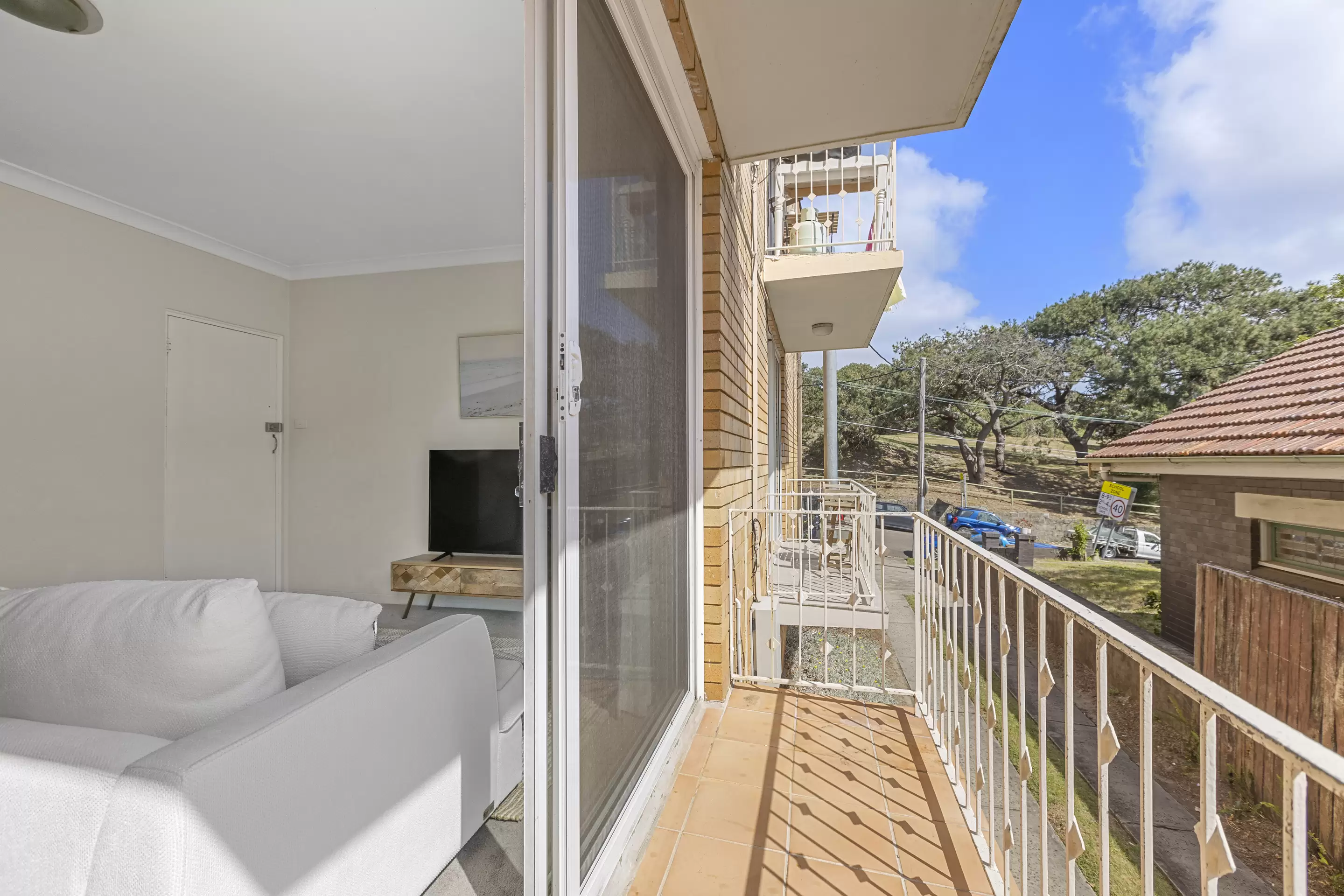 2/31 Byron Street, Coogee Leased by Raine & Horne Randwick | Coogee | Clovelly - image 5