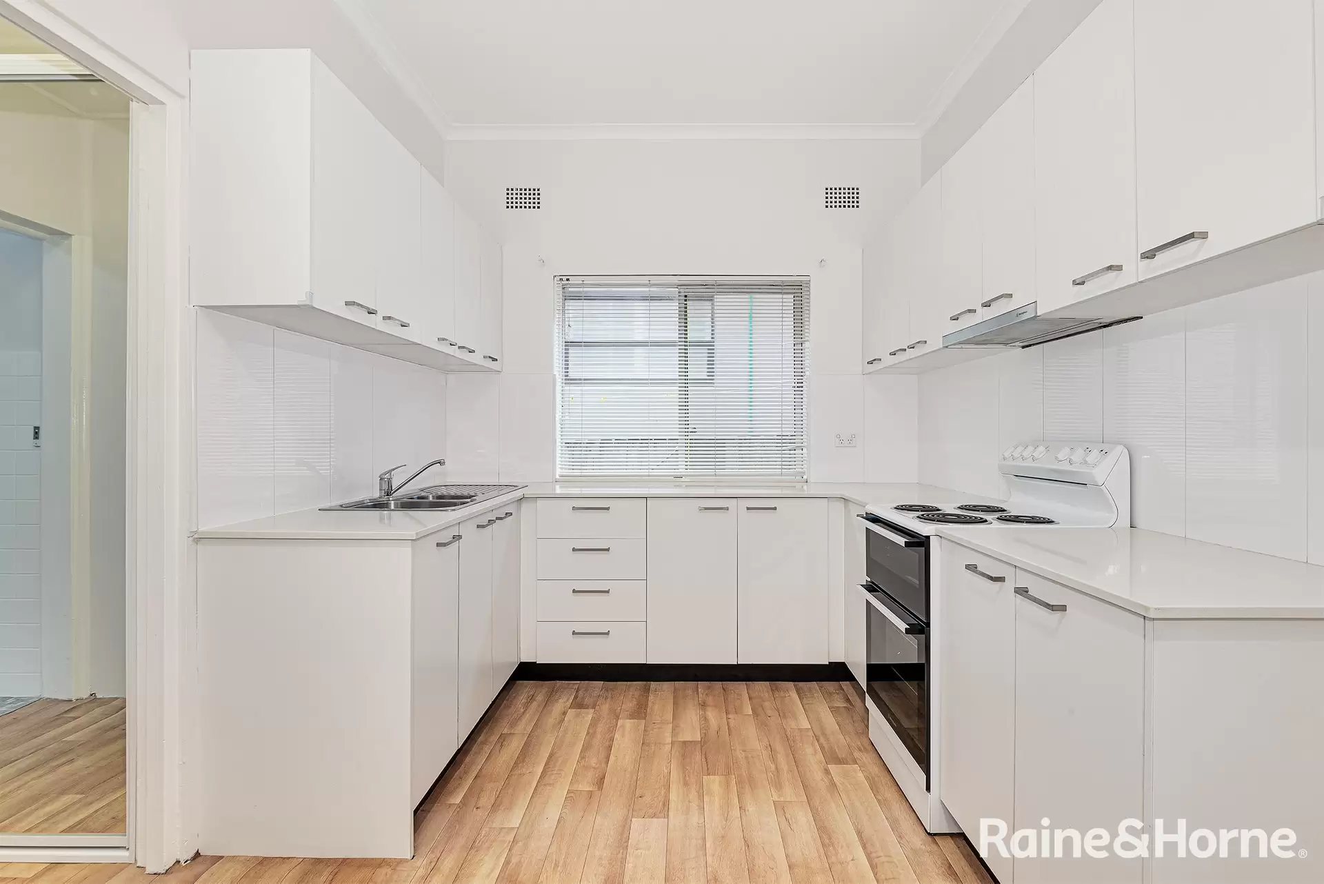 1/60 Moverly Road, Maroubra Leased by Raine & Horne Randwick | Coogee | Clovelly - image 1