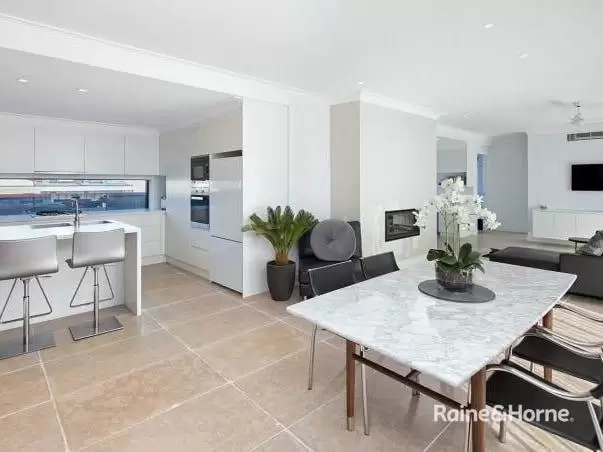 11/152 Avoca Street, Randwick Leased by Raine & Horne Randwick | Coogee | Clovelly - image 1