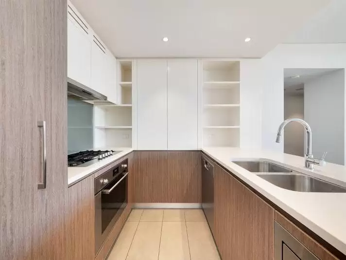 702/40-42 Walker Street, Rhodes Leased by Raine & Horne Randwick | Coogee | Clovelly - image 3