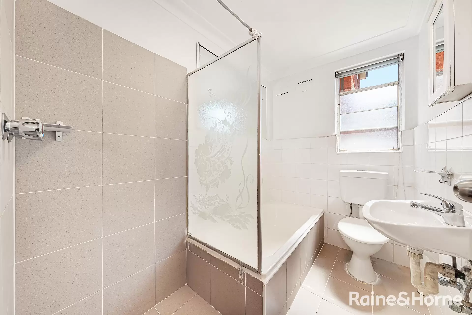 1/11 Templeman Crescent, Hillsdale Leased by Raine & Horne Randwick | Coogee | Clovelly - image 1
