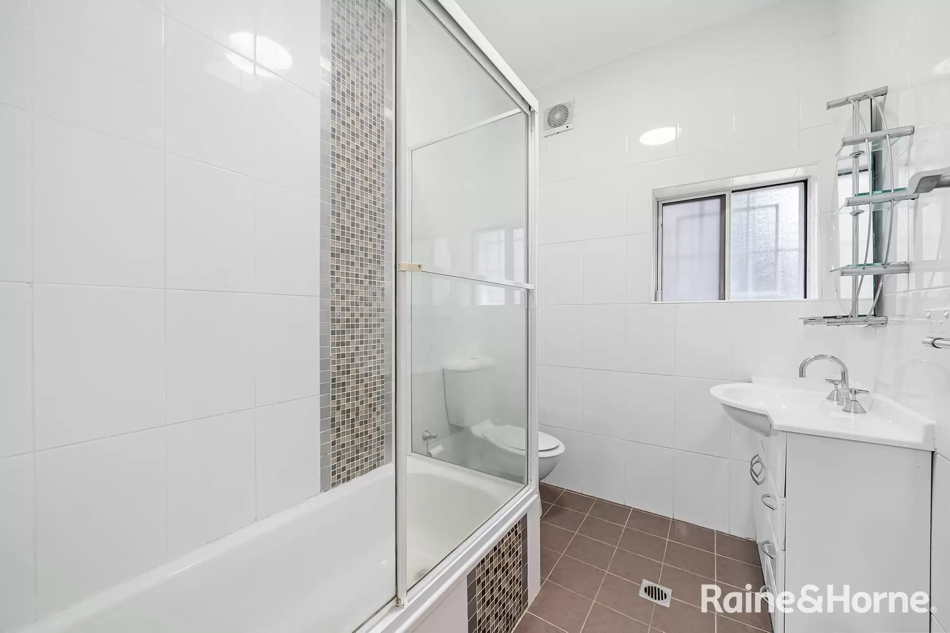 2/55 Clovelly Road, Randwick Leased by Raine & Horne Randwick | Coogee | Clovelly - image 1