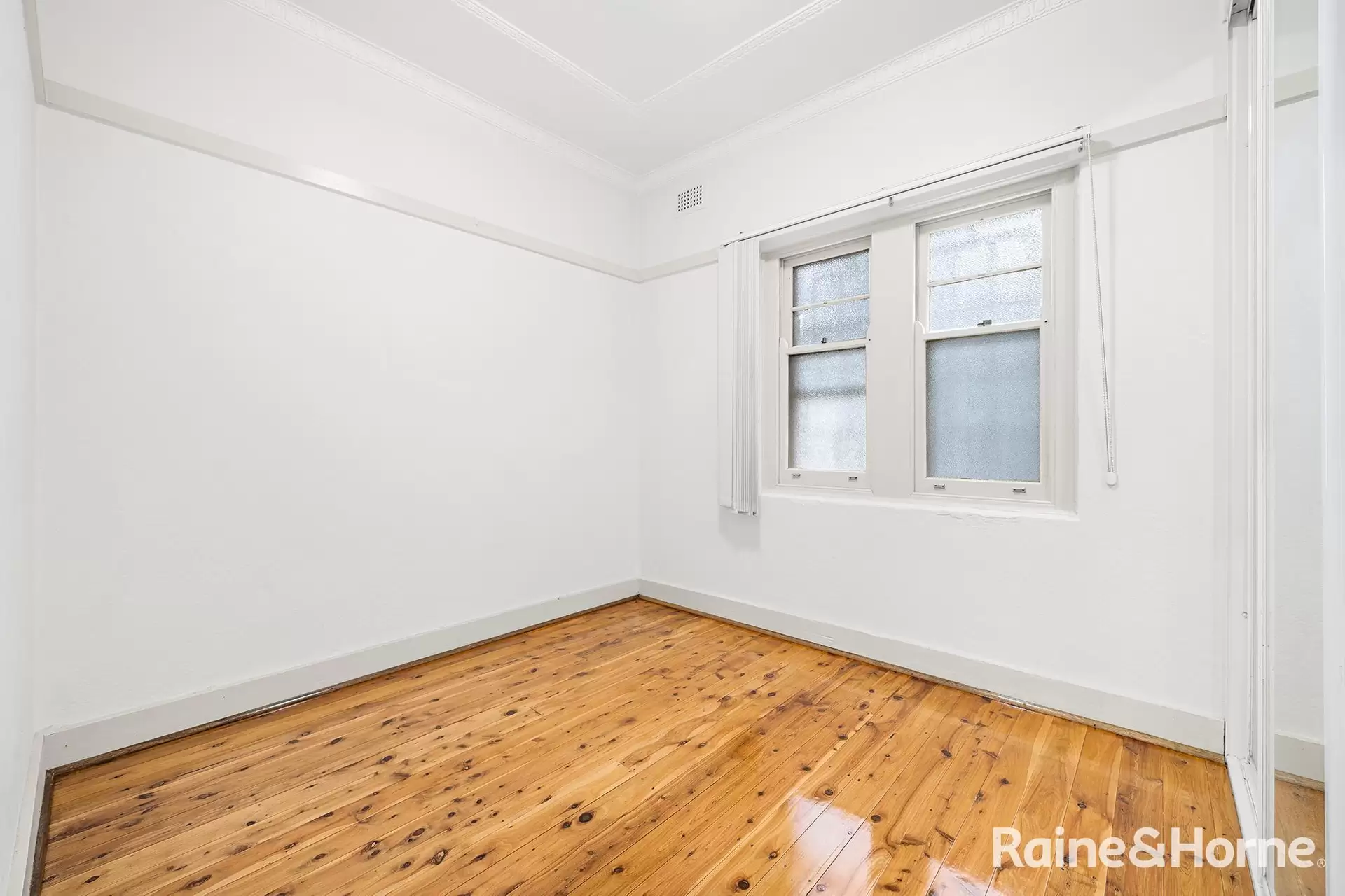 2/55 Clovelly Road, Randwick Leased by Raine & Horne Randwick | Coogee | Clovelly - image 1