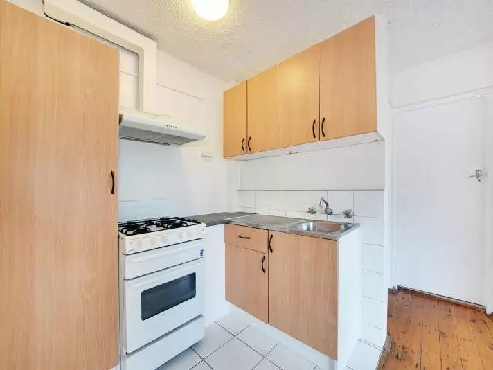 6/295 Avoca Street, Randwick Leased by Raine & Horne Randwick | Coogee | Clovelly - image 2