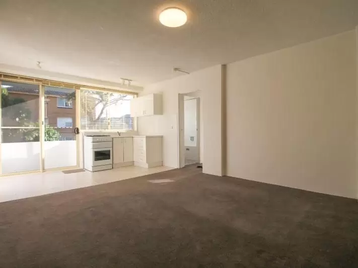 6/34 Brittain Crescent, Hillsdale Leased by Raine & Horne Randwick | Coogee | Clovelly - image 1