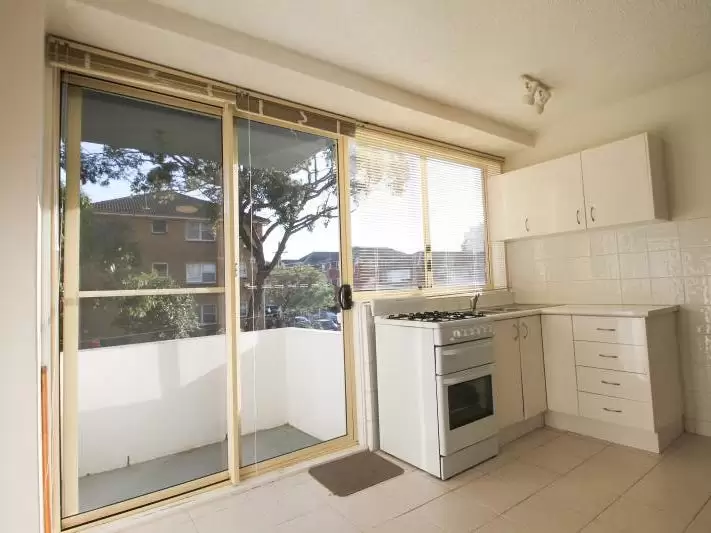 6/34 Brittain Crescent, Hillsdale Leased by Raine & Horne Randwick | Coogee | Clovelly - image 2