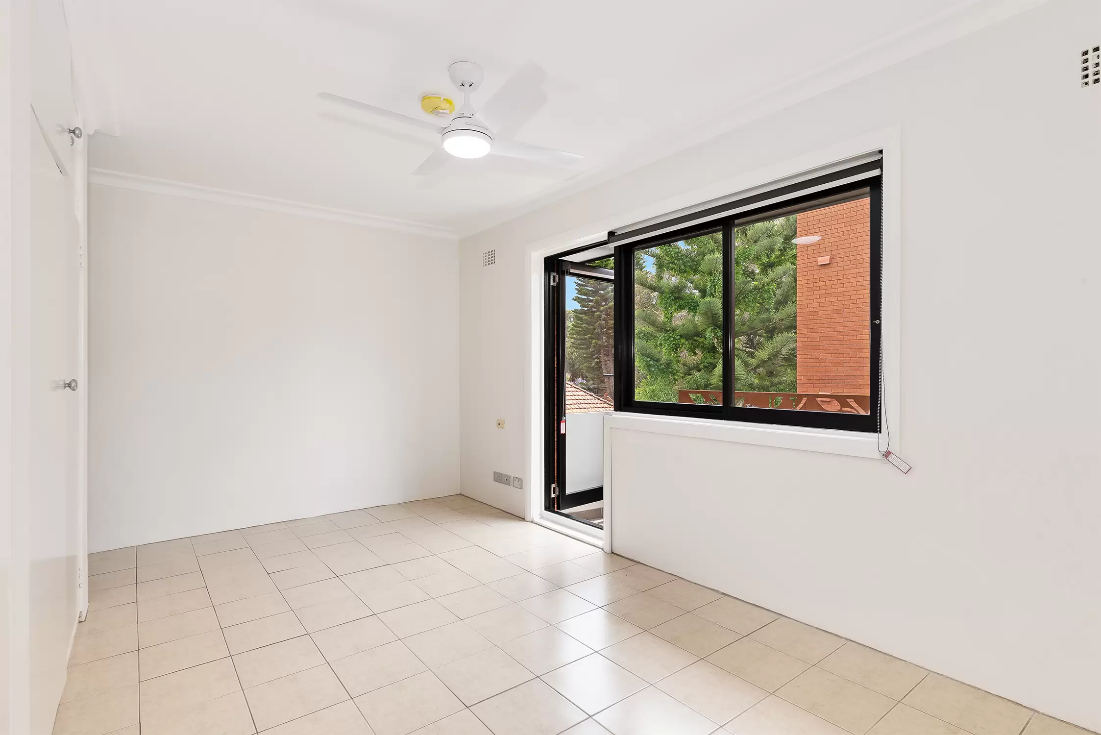 9/2 Houston Road, Kensington Leased by Raine & Horne Randwick | Coogee | Clovelly - image 2