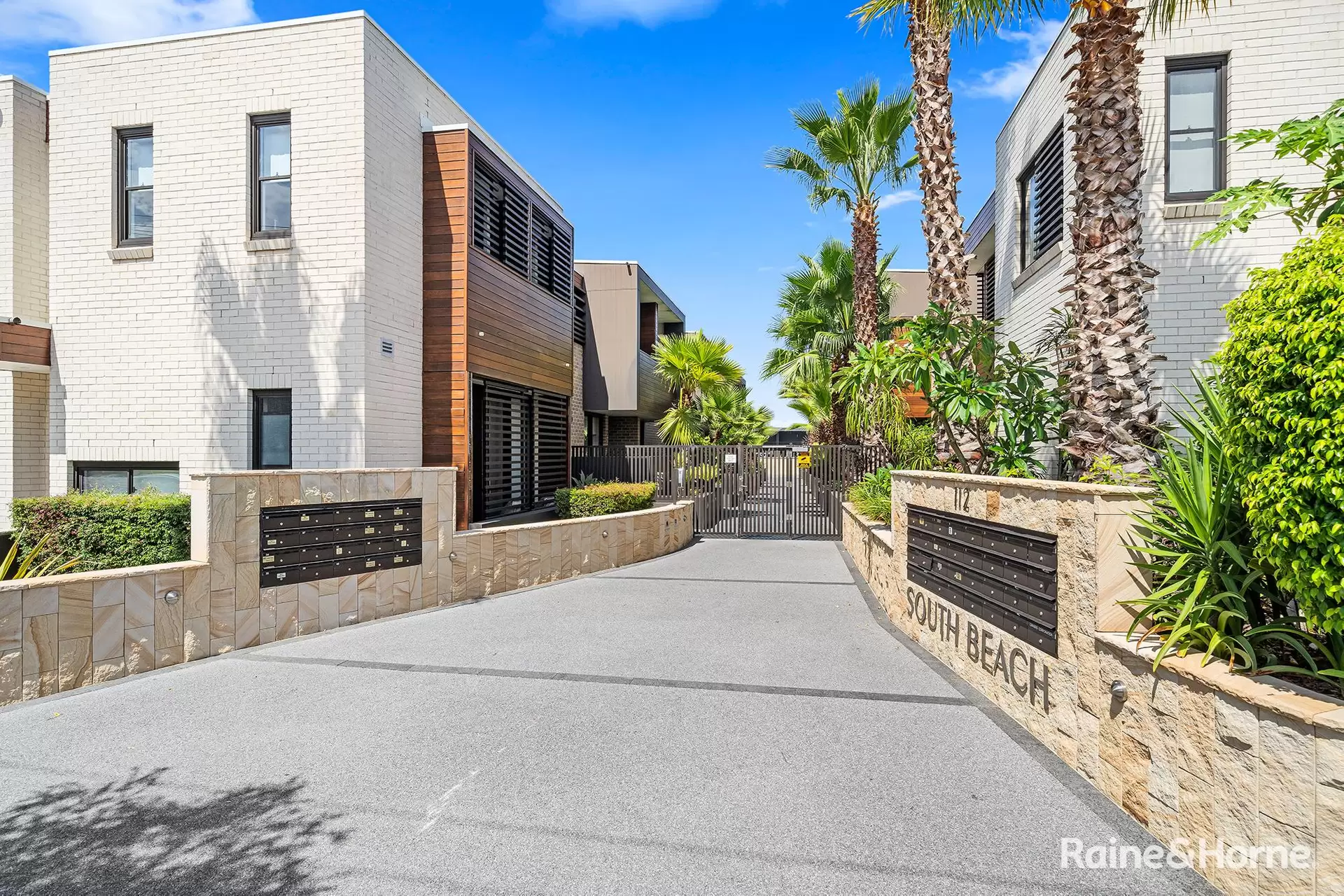 8/112 Alfred Street, Sans Souci Leased by Raine & Horne Randwick | Coogee | Clovelly - image 1
