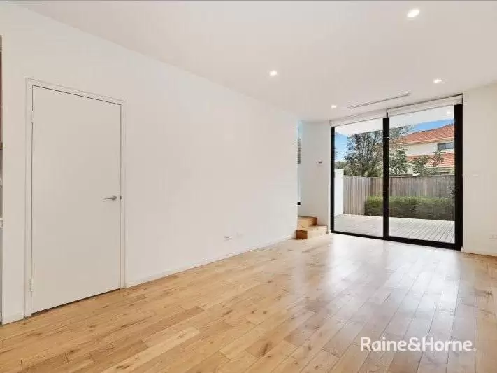 8/112 Alfred Street, Sans Souci Leased by Raine & Horne Randwick | Coogee | Clovelly - image 2