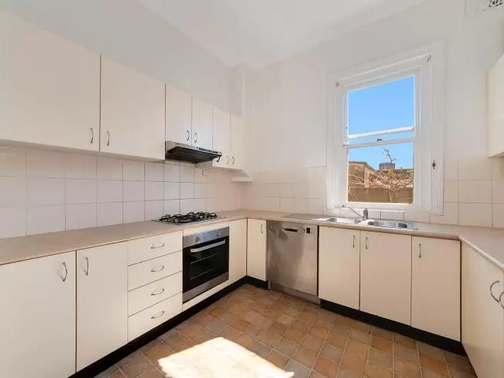 2/66 Milroy Avenue, Kensington Leased by Raine & Horne Randwick | Coogee | Clovelly - image 1