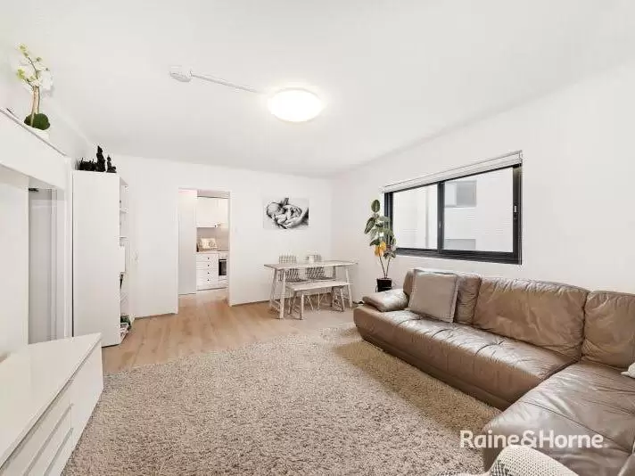 10/1A Leeton Avenue, Coogee For Lease by Raine & Horne Randwick | Coogee | Clovelly - image 2