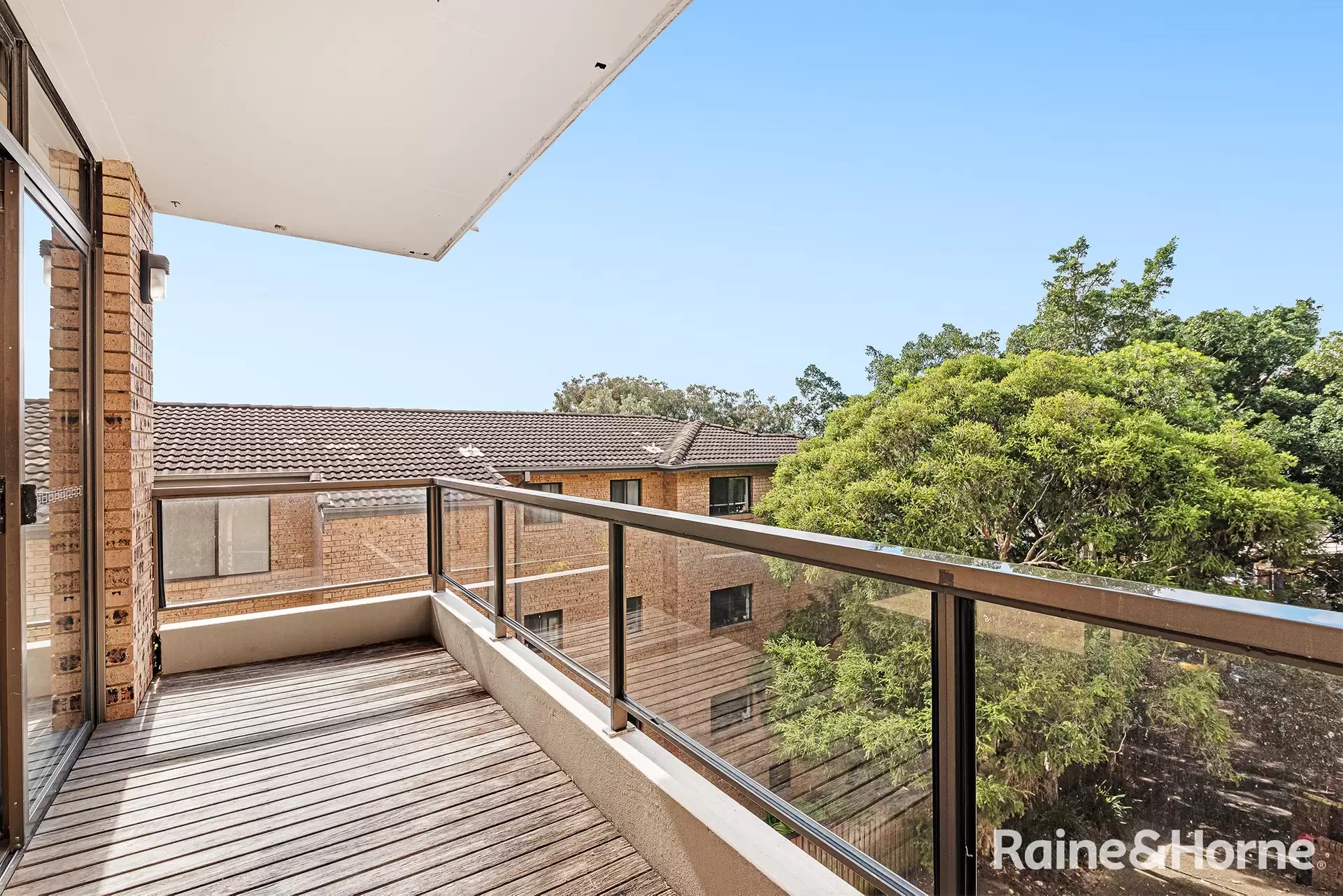 6/84 Melody Street, Coogee Leased by Raine & Horne Randwick | Coogee | Clovelly - image 1